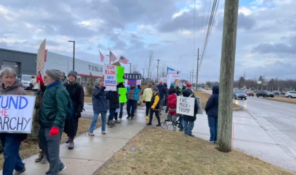 Ann Arbor Protest Tesla